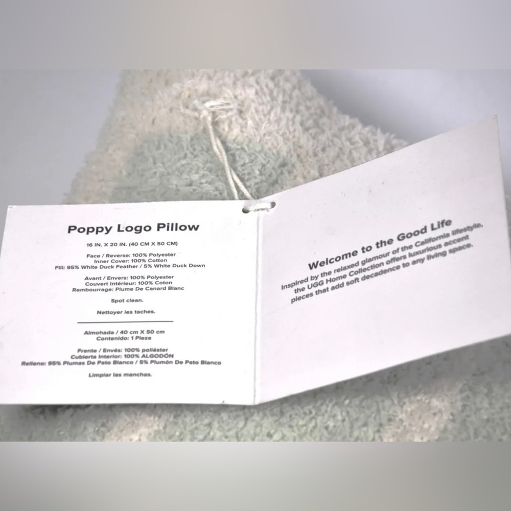 NWT UGG Poppy Logo Throw Pillow Mint Green and White reversible - Picture 10 of 10